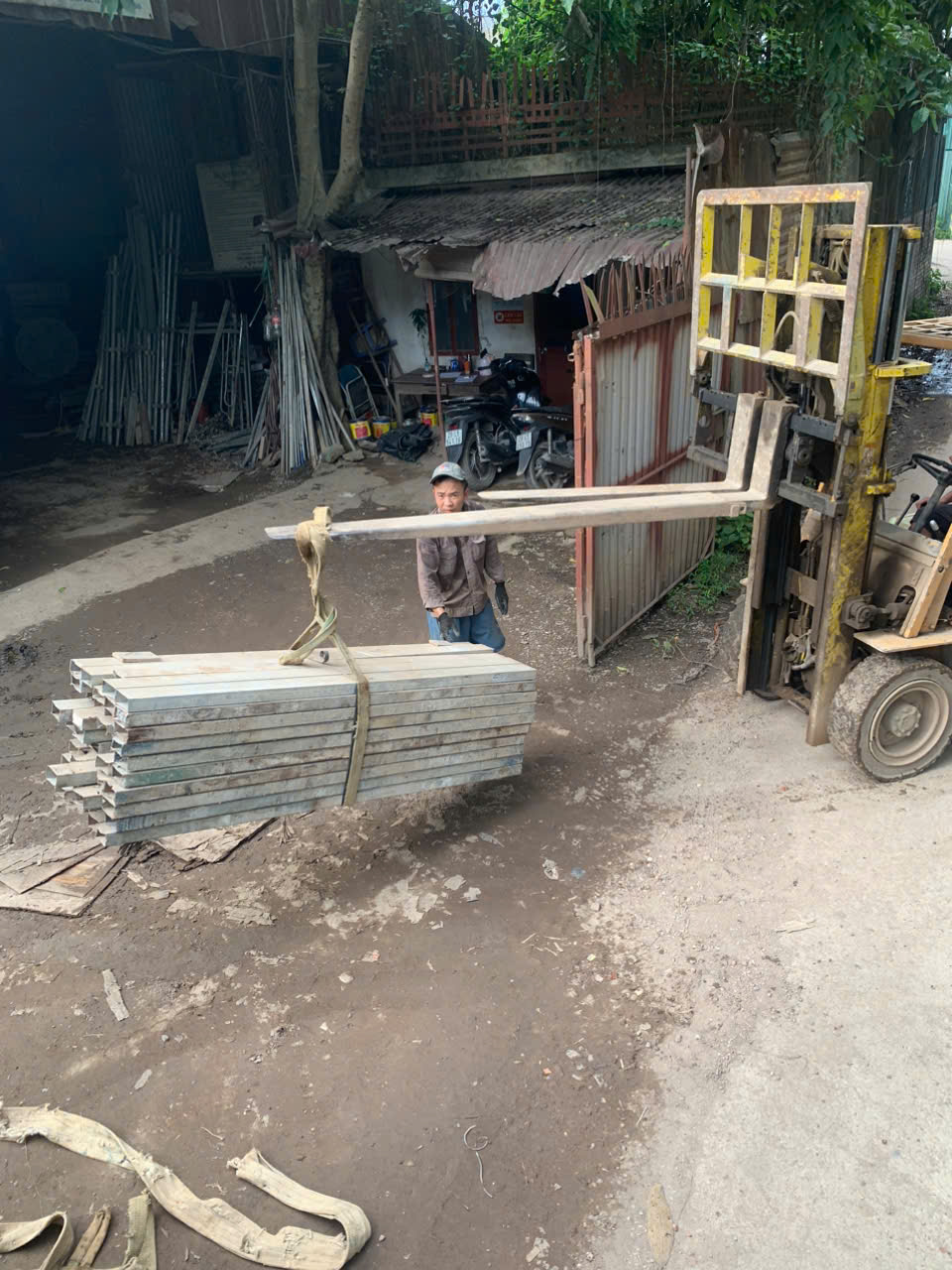 Dự án cho thuê giàn giáo tại 155 Hoàng Quốc Việt, Nghĩa Đô, Cầu Giấy